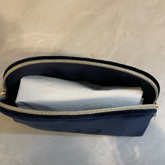 Christian Dior makeup bag NWB - Picture 6 of 7